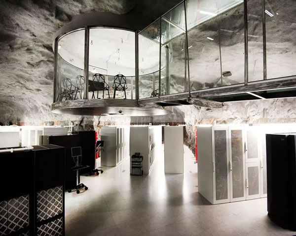 如何解决csfo日本服务器负载过高的问题